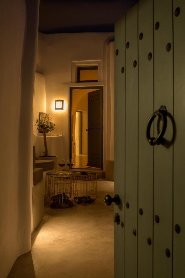 Mybozer Cave Villa Karterados  Exteriör bild